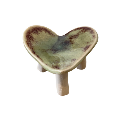 FLINTSTONE DESIGNS | ‘Green Burgundy Trim Heart Dish’ | Ceramic