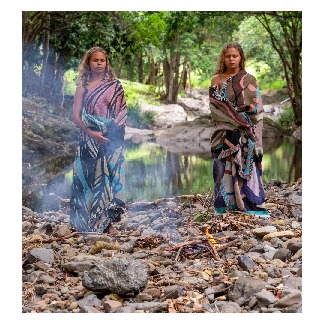MUNIMBA-JA ART CENTRE - Libby Harward | 'Bambara (Pathways) Blanket' | Recycled Cotton Blanket