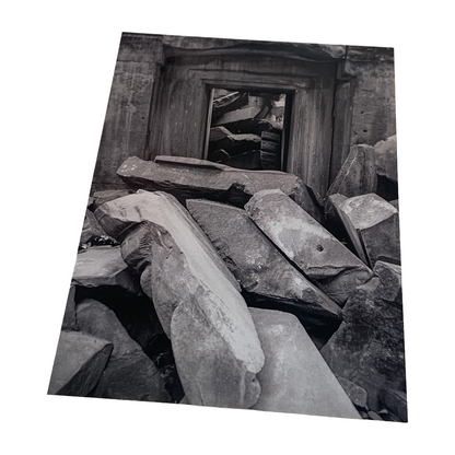 MONSOON PUBLISHING | ‘Monuments’ Artist Postcard Pack | Glen O'Malley | 2025 | Postcards in box with sticker