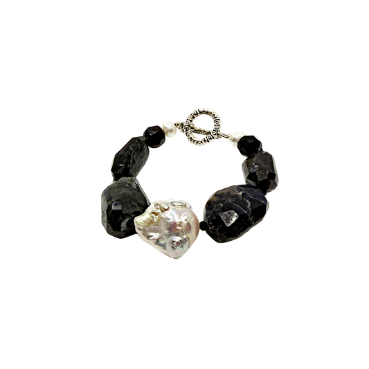 PEARL AND SALTY PLUM | ‘Pearl and Iolite Bracelet 1’ | Mixed media