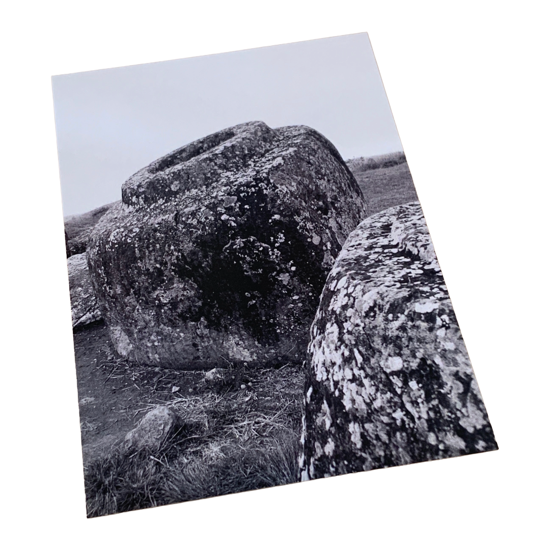 MONSOON PUBLISHING | ‘Monuments’ Artist Postcard Pack | Glen O'Malley | 2025 | Postcards in box with sticker