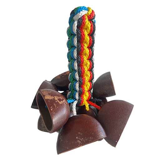 WILLIAM SAVAGE | Kulap (Gorr) Medium | Two Flag | Burney bean seed + rope