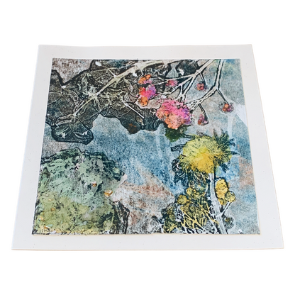 YASUE ASAI | ‘Dark Floral – Blue / Yellow Flower' | Gift card | Hand-coloured Cyanotype