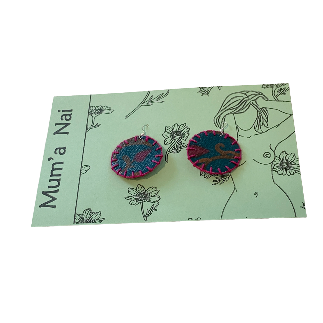 MUMA' NAI | Midi Bling – Romance Me #3 | Upcycled mustard corduroy and acrylic on canvas with fuchsia cotton embroidery and sterling silver hooks | 4 (d) cm