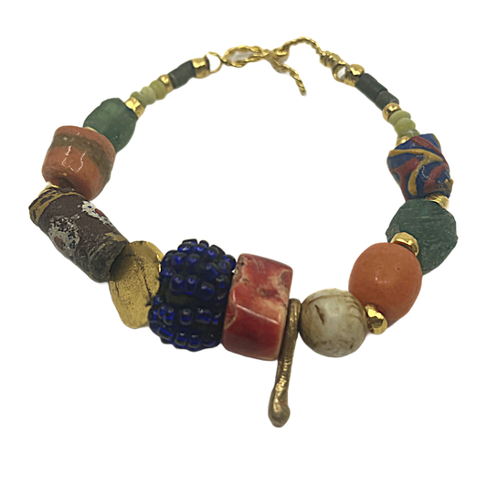 ARTIZ | 'African Glass Bead Bracelet' | Coral / hand-made bronze pieces