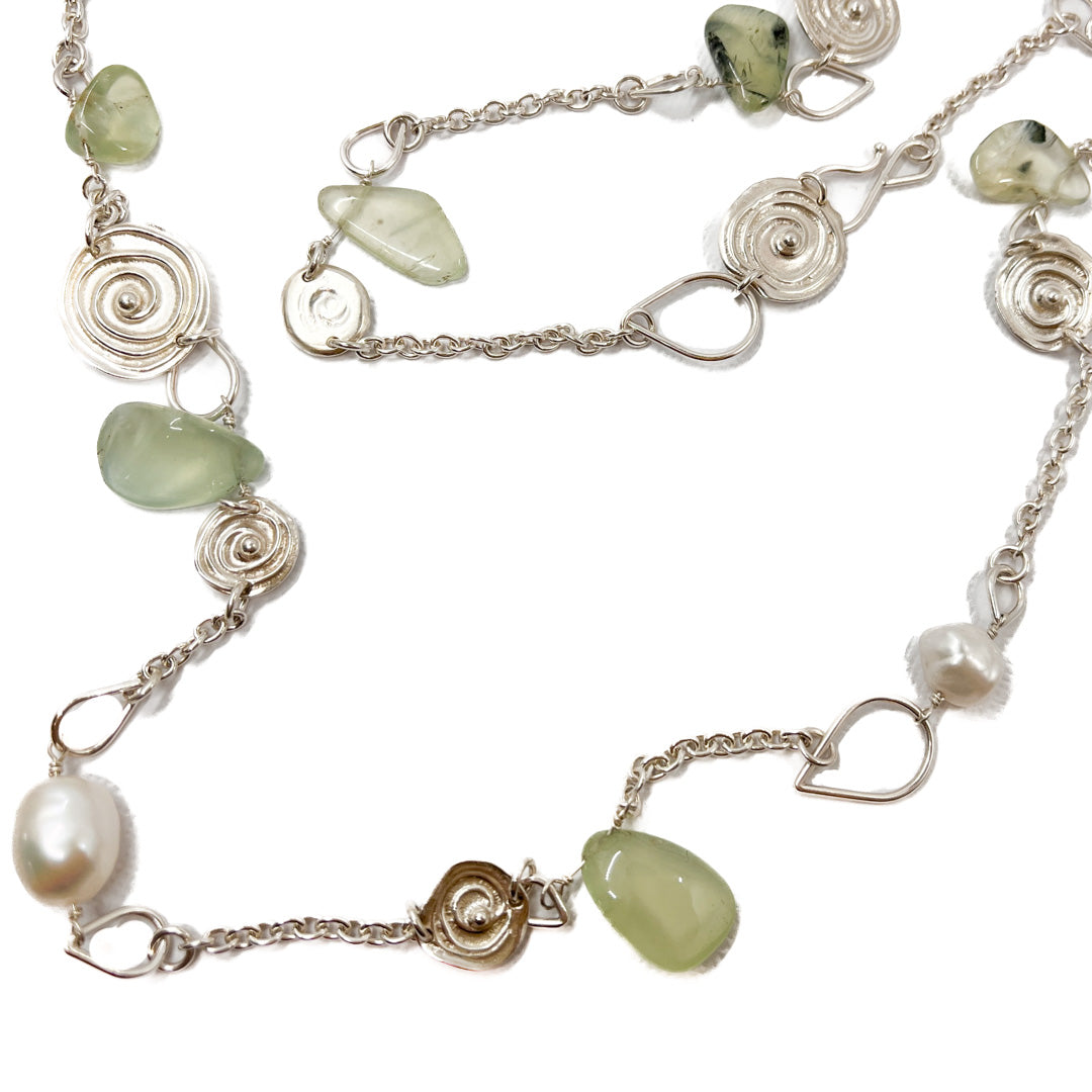 KATE HUNTER | ‘River’ Necklace | Argentium silver / 925 silver / fresh water pearl / prehnite stones